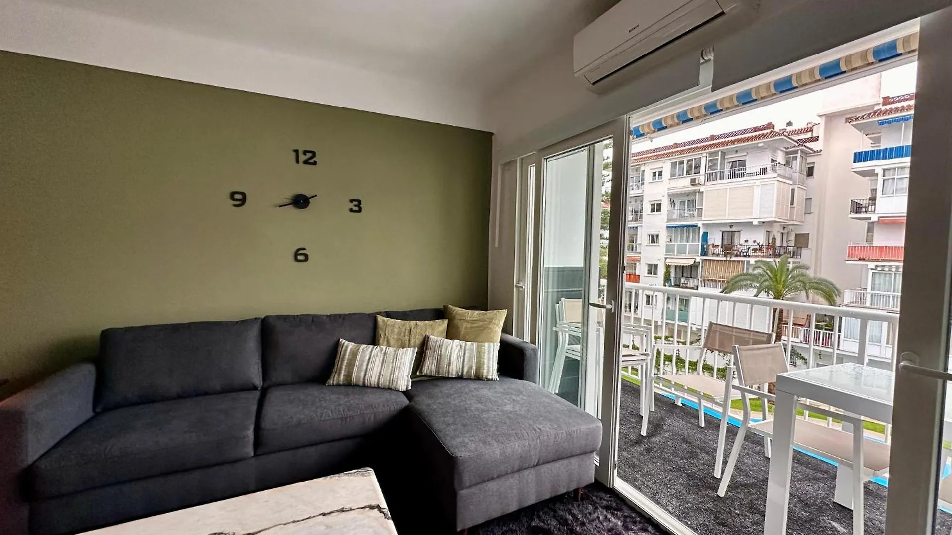 Edf. 4 Caminos Apartment Nerja Spain