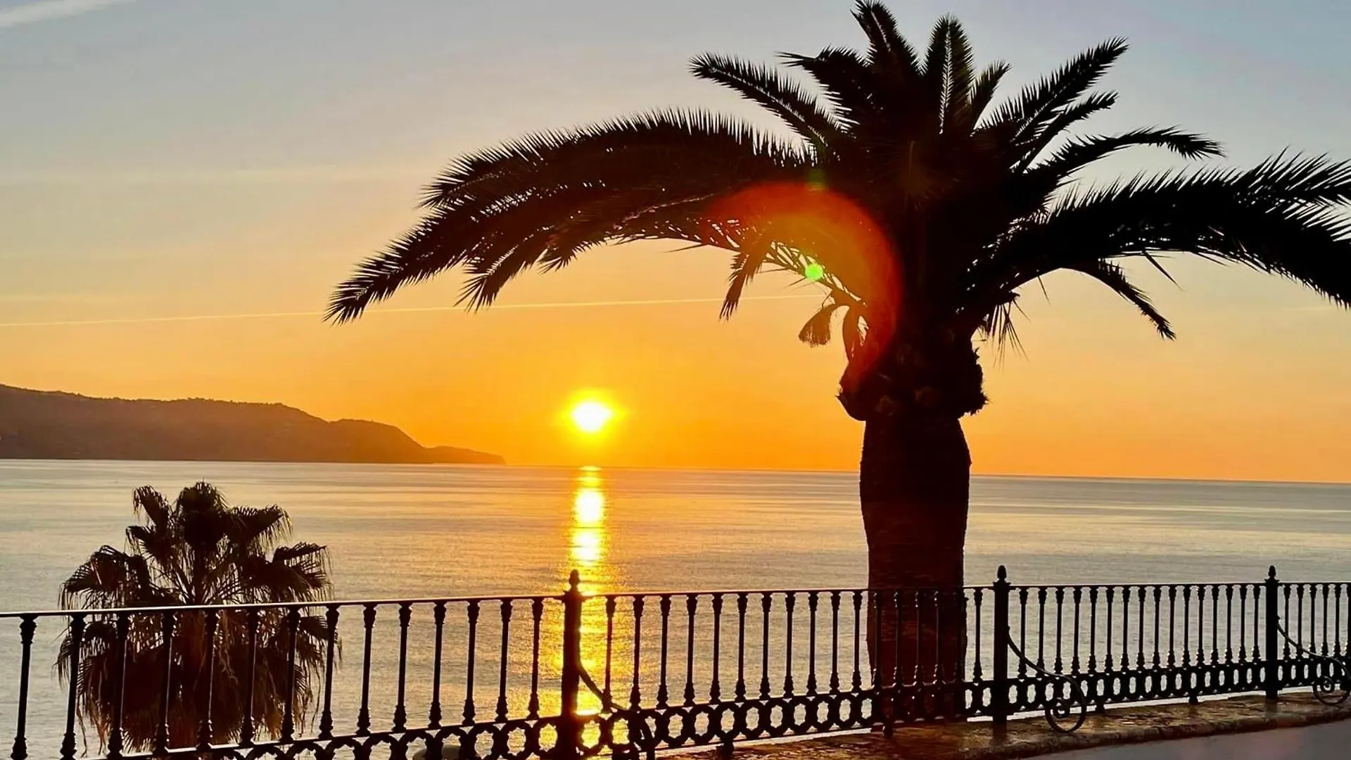 Edf. 4 Caminos Apartment Nerja
